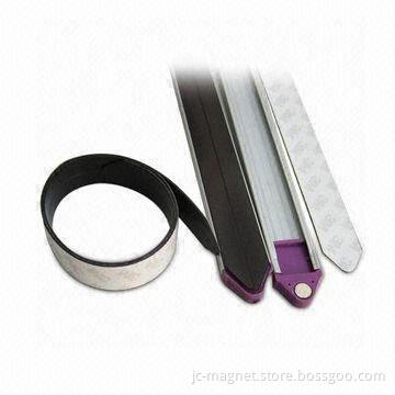 Rubber Magnets/Magnetic Strips, Available in Various Sizes